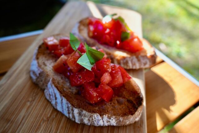 ライ麦パン カンパーニュ オープンサンド